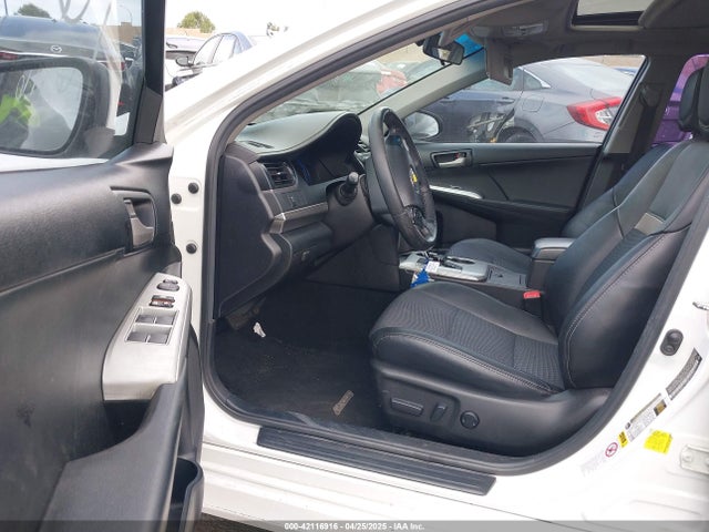 4T1BD1FKXEU138099 Toyota Camry Hybrid Se Limited Edition