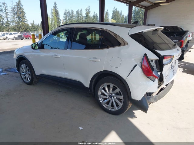 1FMCU9DZ5MUA27459 Ford Escape Titanium Hybrid