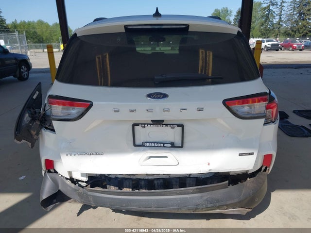 1FMCU9DZ5MUA27459 Ford Escape Titanium Hybrid