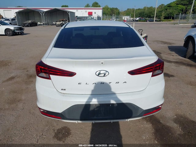 Hyundai ELANTRA SE 2019 5NPD74LF3KH497121 Image 17