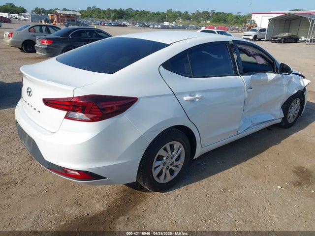 Hyundai ELANTRA SE 2019 5NPD74LF3KH497121 Image 4
