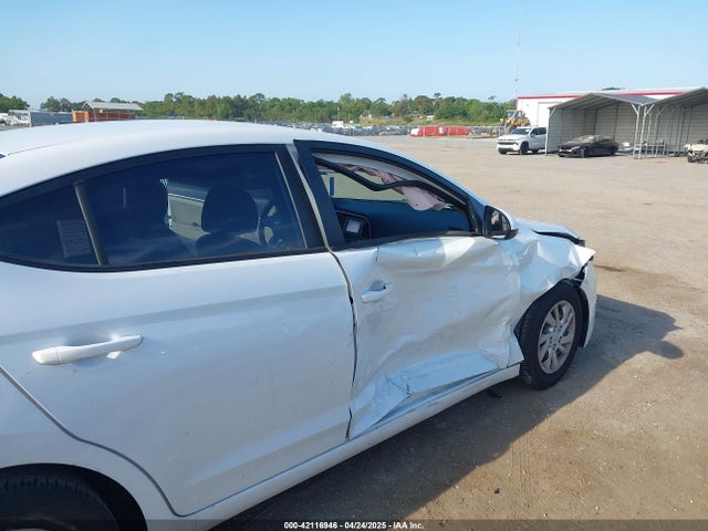 Hyundai ELANTRA SE 2019 5NPD74LF3KH497121 Image 6