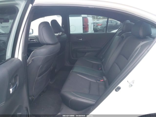 1HGCR2F52HA220832 Honda Accord Sport