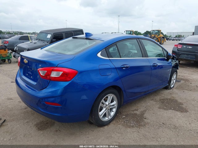 1G1BE5SM4H7222897 Chevrolet Cruze Lt Auto
