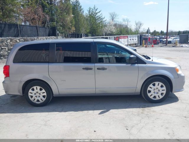 2C4RDGBG0KR805228 Dodge Grand Caravan Se
