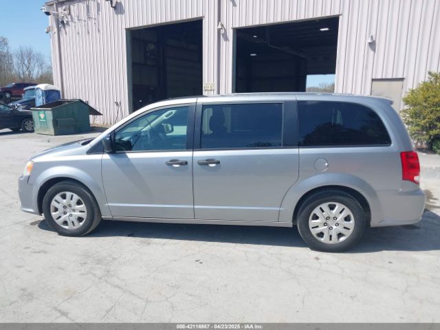 2C4RDGBG0KR805228 Dodge Grand Caravan Se