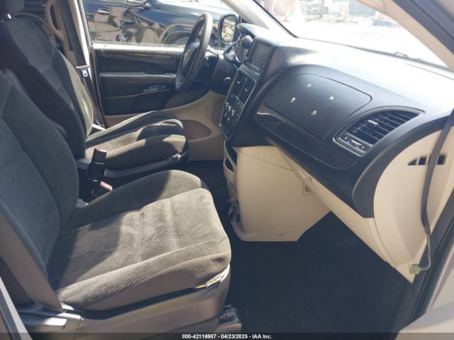 2C4RDGBG0KR805228 Dodge Grand Caravan Se