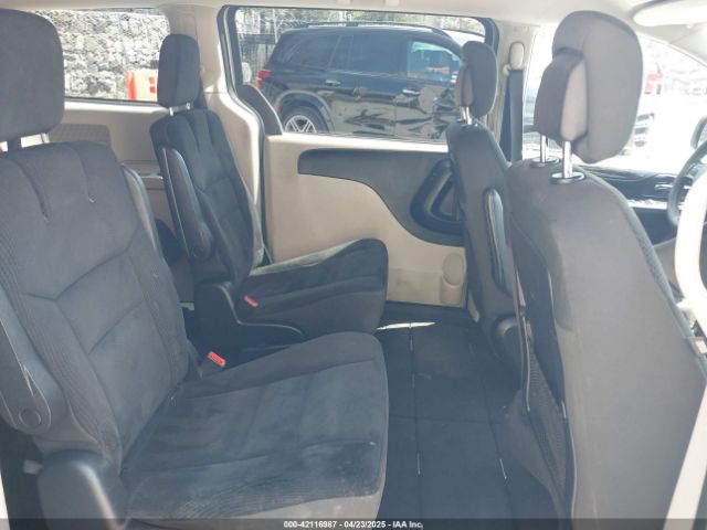2C4RDGBG0KR805228 Dodge Grand Caravan Se