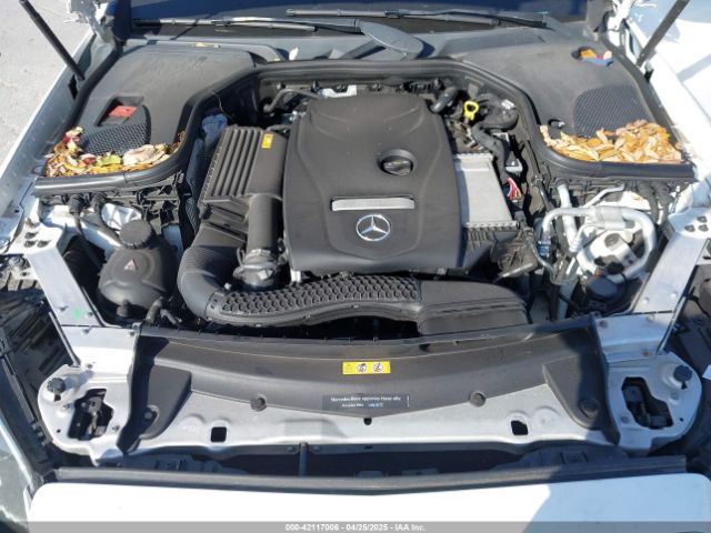 WDDZF4KB3JA421952 Mercedes-Benz E 300 4matic
