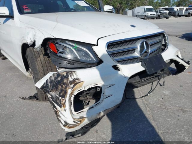 WDDZF4KB3JA421952 Mercedes-Benz E 300 4matic