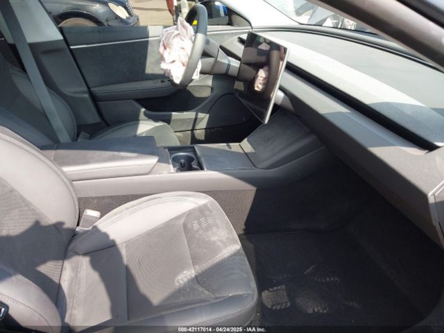2025 TESLA MODEL 3 5YJ3E1EB3SF907019 Photo 4