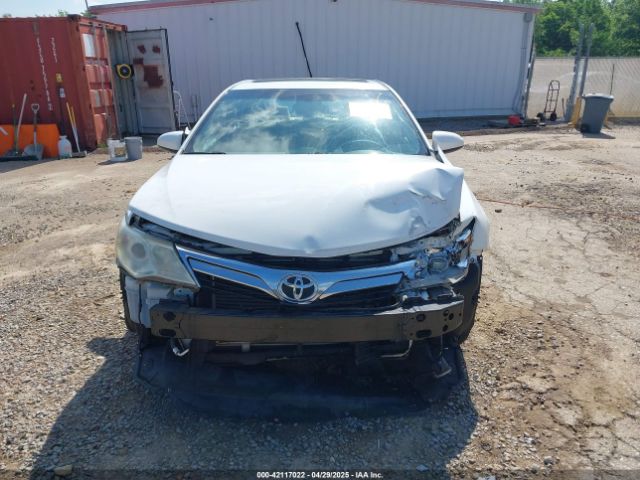 4T1BF1FK1EU806205 Toyota CAMRY XLE
