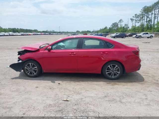 3KPF24AD2NE464788 KIA Forte Lxs