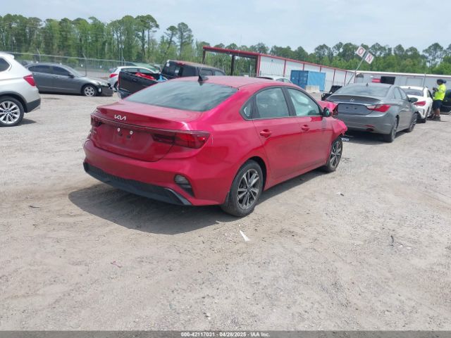 3KPF24AD2NE464788 KIA Forte Lxs