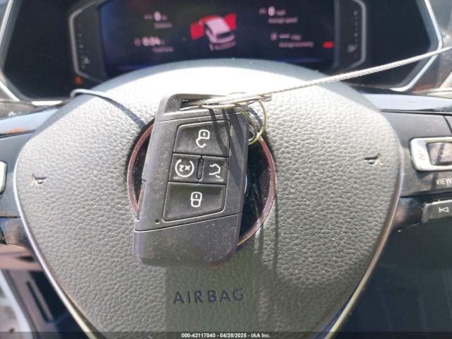 2019 VOLKSWAGEN TIGUAN 3VV3B7AX9KM189485 Photo 10