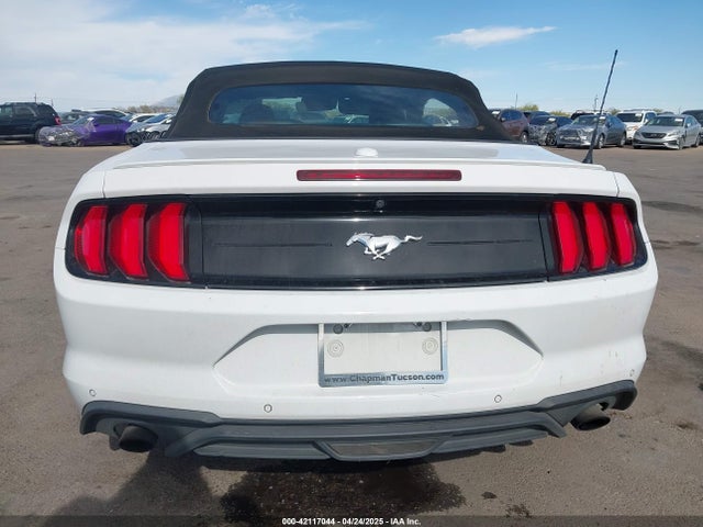 Ford Mustang Ecoboost Premium 2021 1FATP8UH1M5114546 Image 16