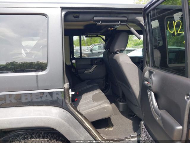 1C4BJWDG6GL191982 Jeep Wrangler Unlimited Black Bear