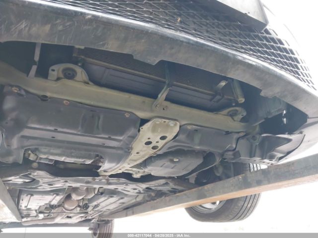2T1BURHE3KC144751 Toyota COROLLA SE
