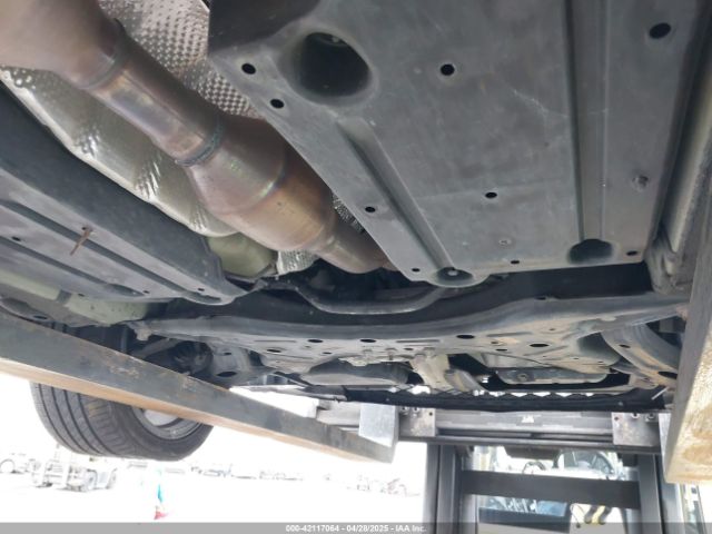 2T1BURHE3KC144751 Toyota COROLLA SE