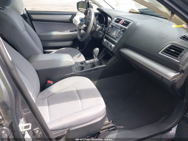 4S3BNAA67J3032155 Subaru Legacy 2.5i