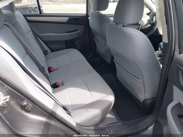 4S3BNAA67J3032155 Subaru Legacy 2.5i