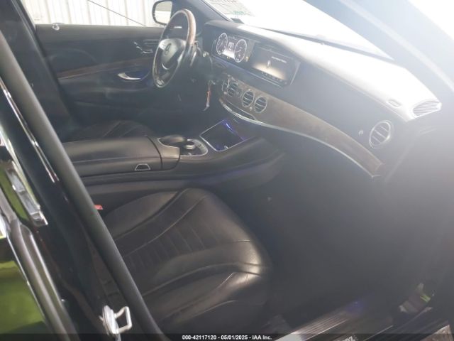 WDDUG8FB4EA047916 Mercedes-Benz S-class S 550
