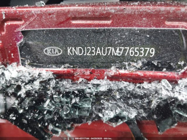 KNDJ23AU7M7765379 KIA SOUL LX