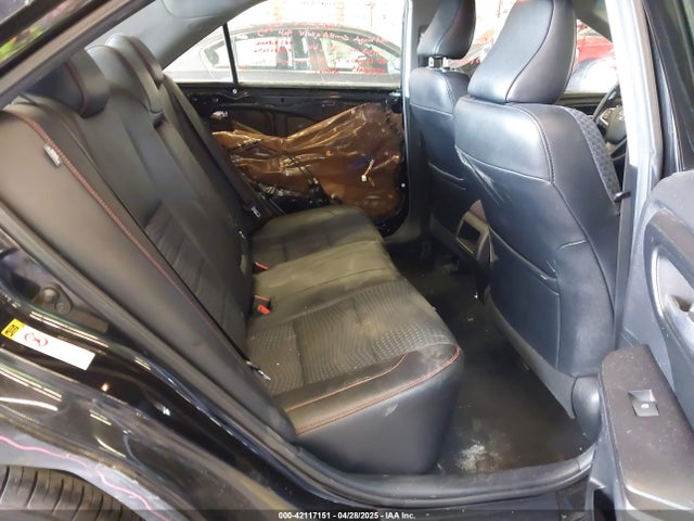 4T1BF1FK0FU041649 Toyota CAMRY SE
