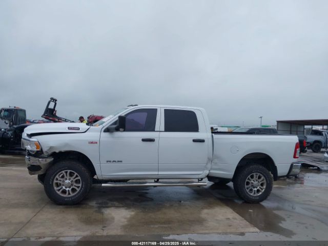 3C6UR5CJ4LG235002 RAM 2500 Tradesman  4x4 6'4 Box