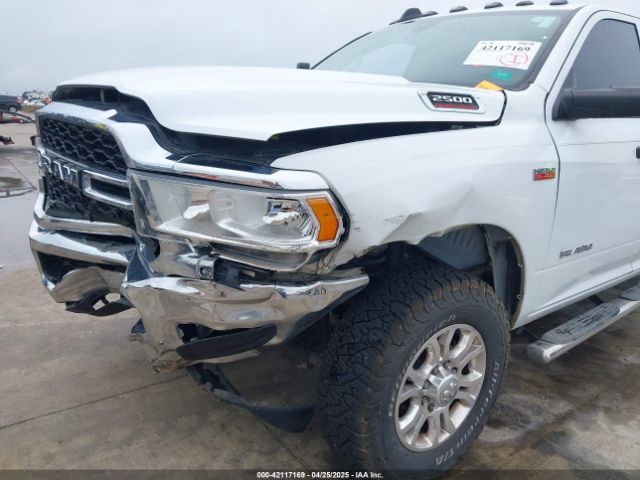 3C6UR5CJ4LG235002 RAM 2500 Tradesman  4x4 6'4 Box