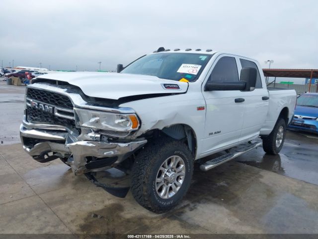 3C6UR5CJ4LG235002 RAM 2500 Tradesman  4x4 6'4 Box