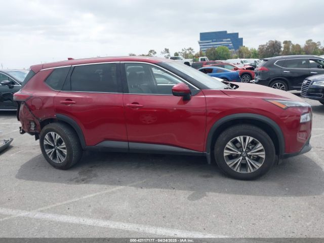 JN8AT3BA1MW008621 Nissan Rogue