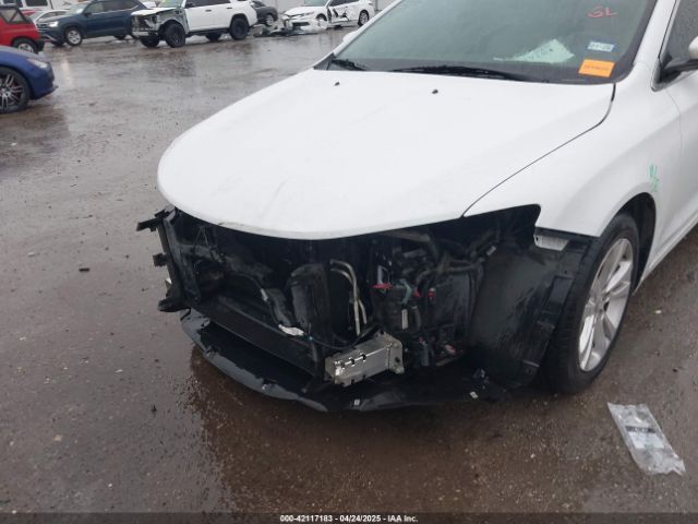 1C3CCCAB5GN166389 Chrysler 200 Limited