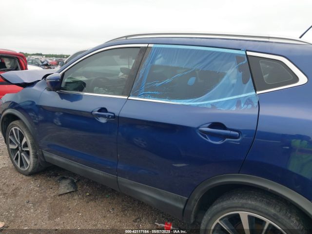 JN1BJ1CPXKW226991 Nissan Rogue Sport Sl