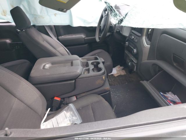 2024 CHEVROLET SILVERADO 1500 3GCUDCED6RG207052 Photo 4