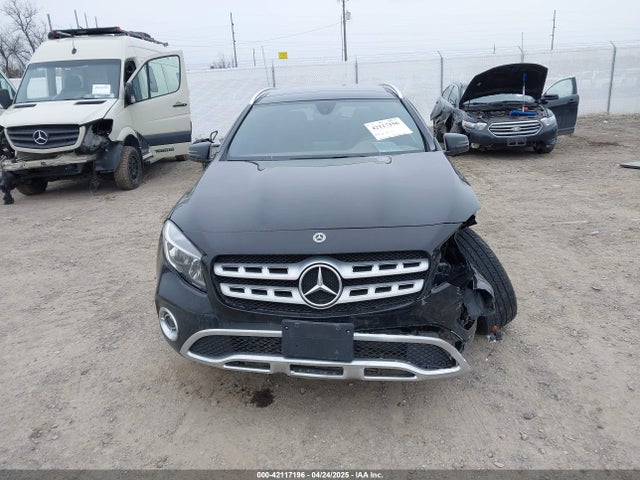 WDCTG4GB1KJ614201 Mercedes-Benz 270