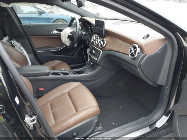2019 MERCEDES-BENZ GLA 250 WDCTG4GB1KJ614201 Photo 4