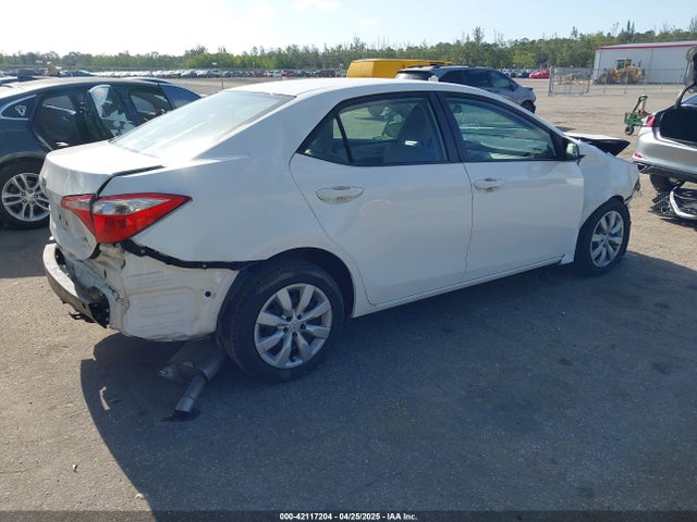 2T1BURHE4GC738062 Toyota COROLLA LE