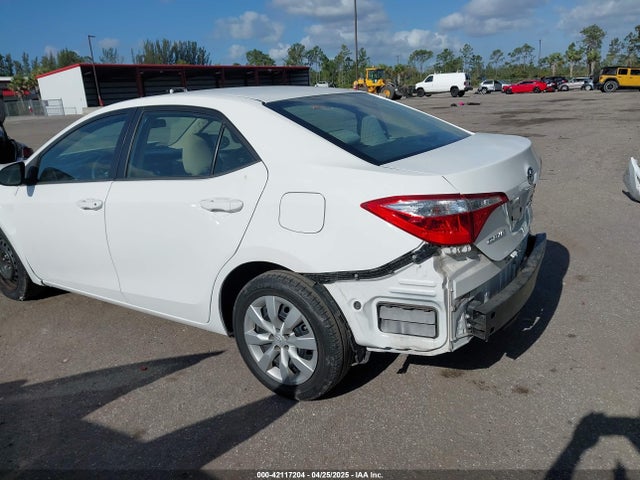 2T1BURHE4GC738062 Toyota COROLLA LE
