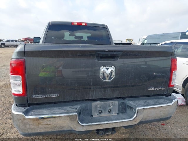 3C6UR5DL8RG336343 RAM 2500 Big Horn  4x4 6'4 Box