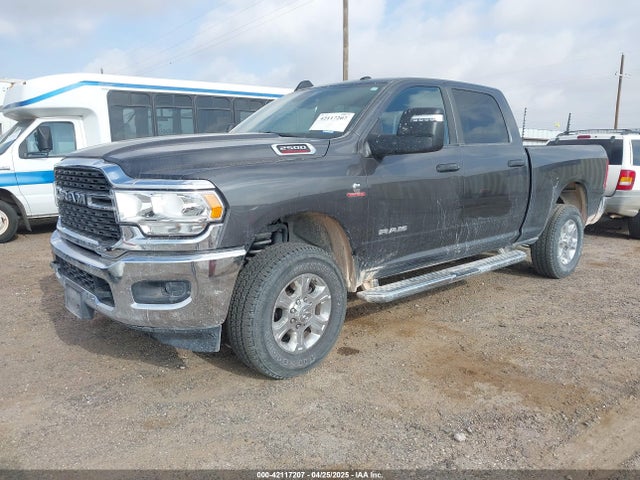 3C6UR5DL8RG336343 RAM 2500 Big Horn  4x4 6'4 Box