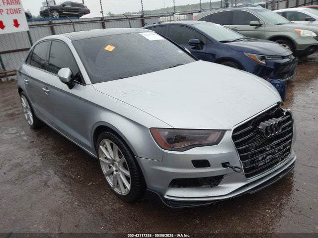 2015 AUDI A3 WAUACGFF9F1092399 Photo 0