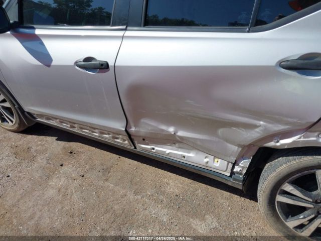 3N1CP5CU5KL518974 Nissan KICKS S