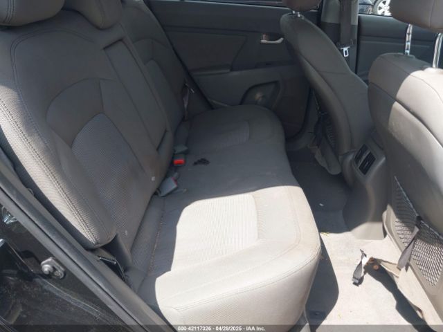 KNDPBCAC5E7645440 KIA Sportage Lx