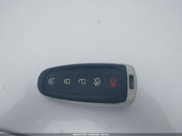 1FMCU9J94FUB49236 Ford Escape Titanium