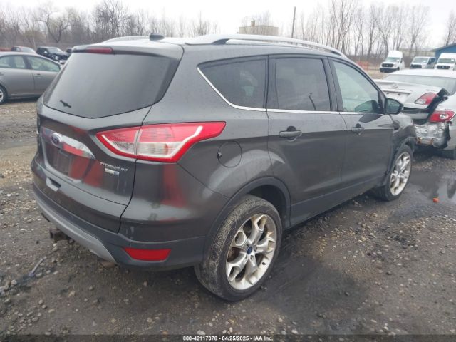 1FMCU9J94FUB49236 Ford Escape Titanium