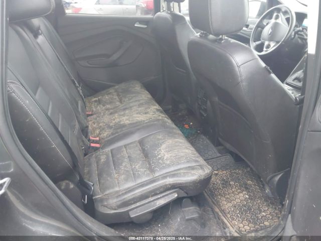 1FMCU9J94FUB49236 Ford Escape Titanium