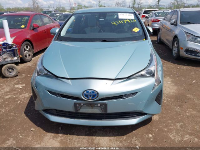 JTDKBRFU0J3061334 Toyota Prius Two