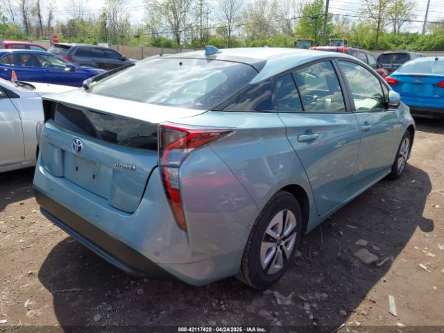JTDKBRFU0J3061334 Toyota Prius Two