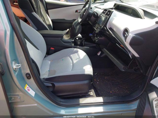 JTDKBRFU0J3061334 Toyota Prius Two